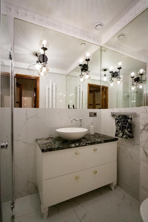 Gold By - 600 M Do Plazy - Parking Apartment *